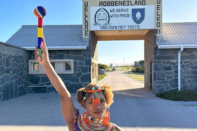 3-Nights Tour Robben Island Table Mountain and Wine Tram - What the $1,174.49 price really covers