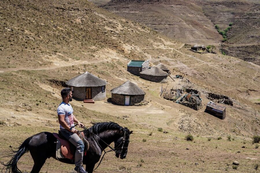 4x4 into Lesotho From Underberg - Horse Ride / Village Life - Should you book the Underberg to Lesotho 4x4 tour?