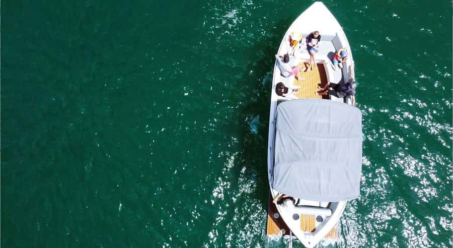 75 Minute Knysna Lagoon Charter - What Serendipity feels like on the water