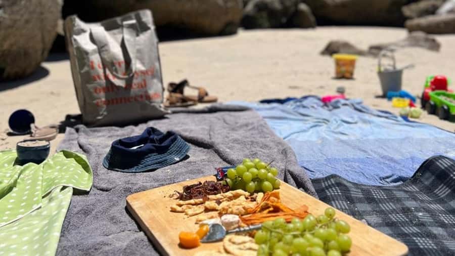 A Curious Adventure through Chapman’s Peak Drive: Cape Point - Muizenberg Beach and the colorful huts