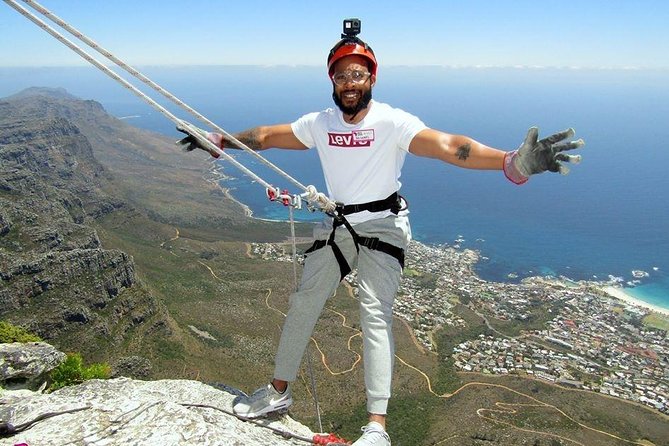Abseiling Table Mountain - A short safety briefing before the drop