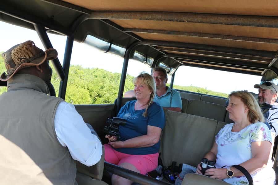 Addo Elephant National Park Game Drive Day Tour With Lunch - Braai lunch over an open fire
