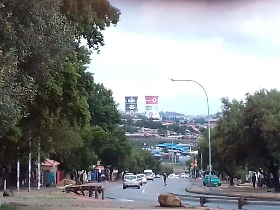 Apartheid museum and Soweto. 5 hours Private tour. - Entering the Apartheid Museum