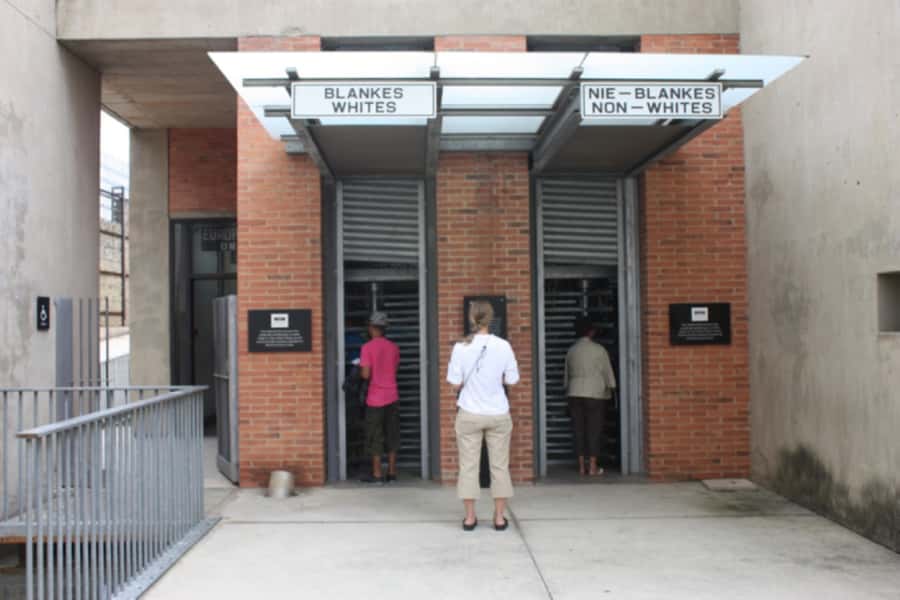 Apartheid Museum Tour - Key points at a glance