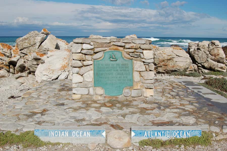 Cape Agulhas, Hermanus whales & Wine Tasting Day Trip - Why Cape Agulhas makes this day special