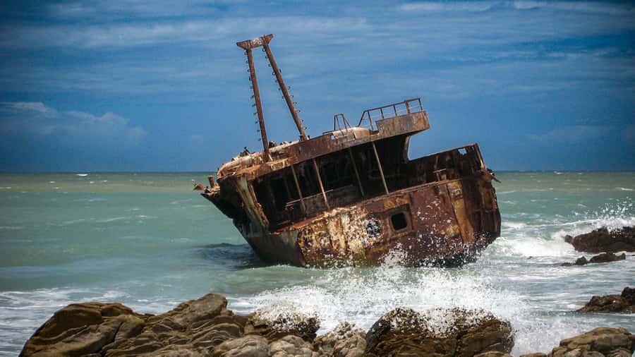 Cape Agulhas: Private Day Tour to Africa's Southernmost Tip. - Arriving at the southern tip