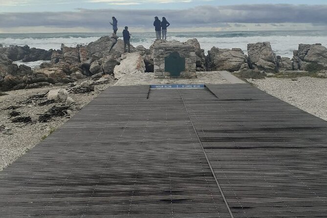 Cape Agulhas Tour - The return through Elim and Gansbaai