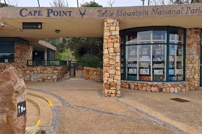 Cape of Good Hope-Cape Point & Penguins from Cape Town - Lunch in Simon’s Town