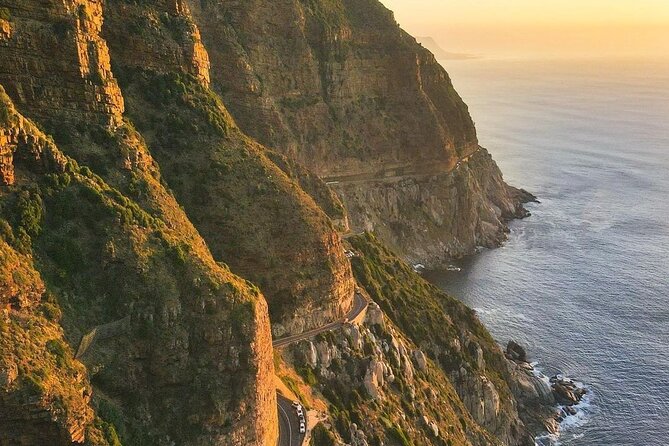 Cape Point Full Day Tour - Lunch and a pause in Simon’s Town