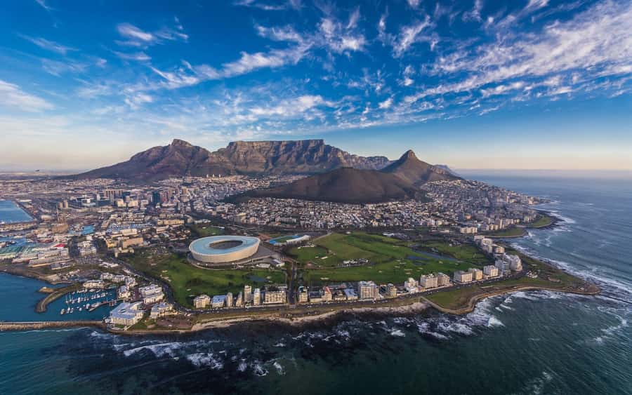Cape Town: 20-Minute Helicopter Flight and Free Harbour Tour - Along Table Mountain toward Hout Bay