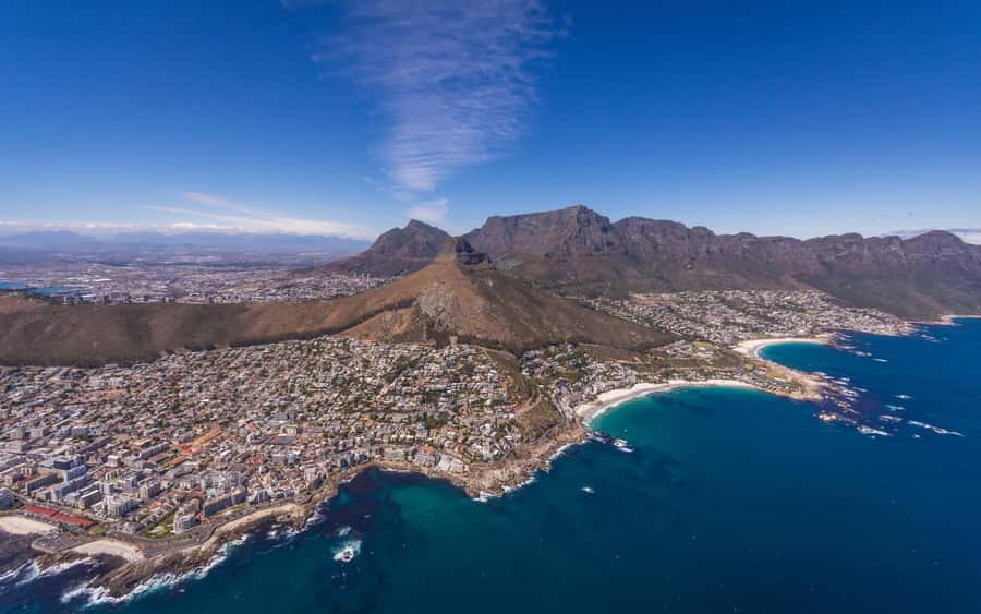 Cape Town: 20-Minute Helicopter Flight and Free Harbour Tour - Cape Town Stadium, Signal Hill, and the Atlantic shore