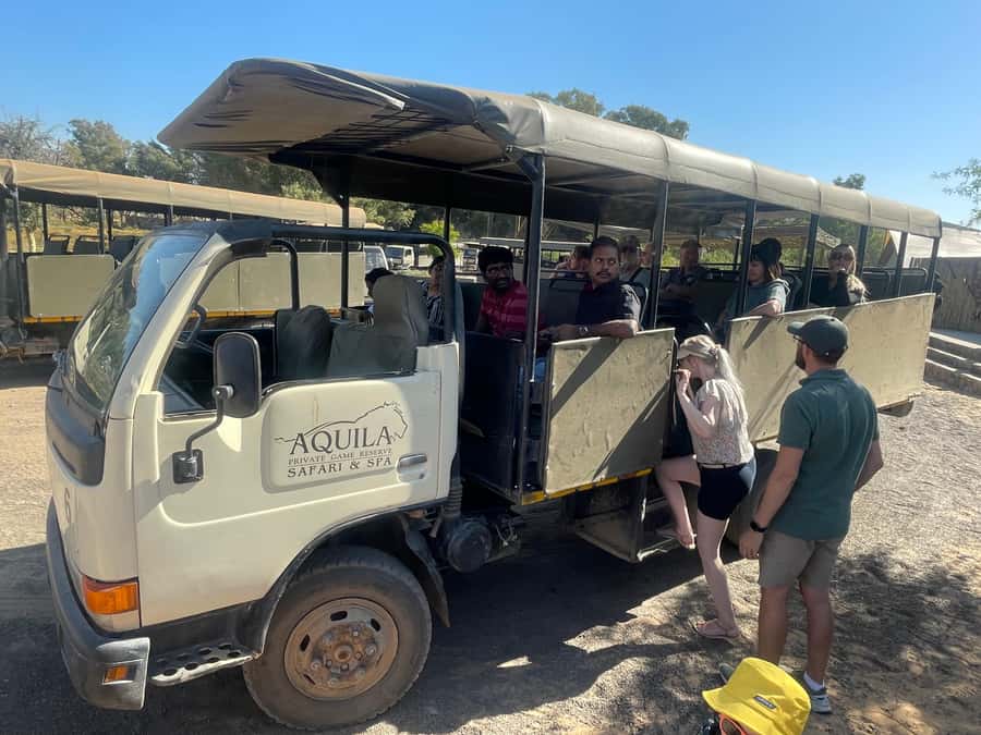 Cape Town: Aquila Game Reserve SAFARI +Lunch Buffet +Pickup - At a glance