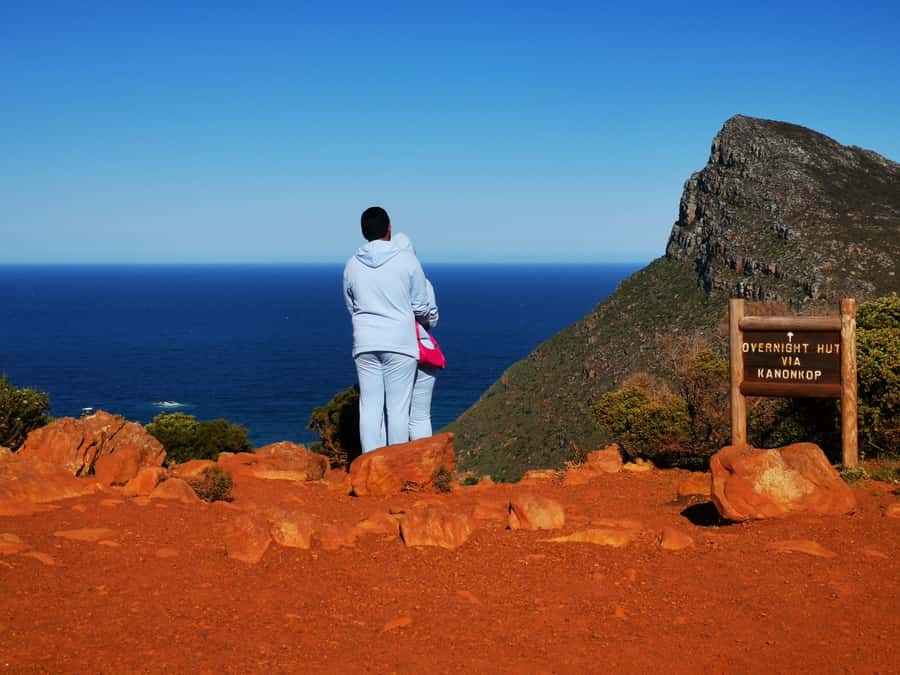 Cape Town: CAPE OF GOOD HOPE AND PENGUINS PRIVATE FULL DAY. - Lunch is flexible, but budget for it