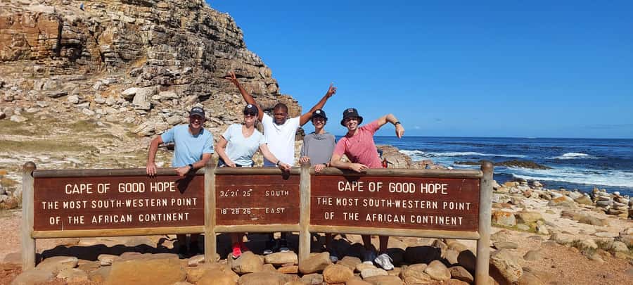 Cape Town: Cape of Good Hope, Penguins and Sightseeing Tour - Key points at a glance