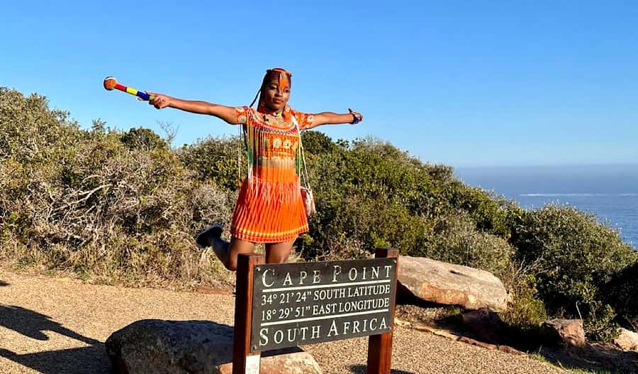 Cape Town: Cape of Good Hope & Penguins Day Tour with Pickup - Boulders Beach and the African penguins