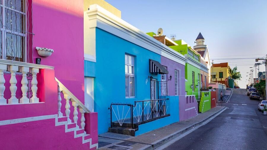 Cape Town City: Full Day Tour - Iziko Slave Lodge and the city’s difficult past