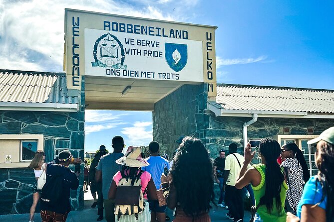 Cape Town City Highlights & Table Mountain Tour - The schedule begins with hotel pickup