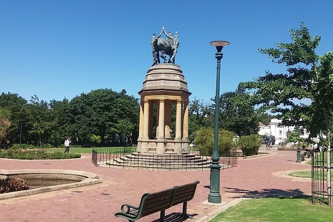 Cape Town City Tour Camps Bay Beach Plus Table Mountain Ticket - A fast way to meet Cape Town