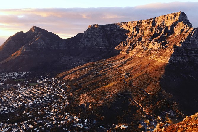 Cape Town City Tour Half-Day - Signal Hill and the question of Table Mountain