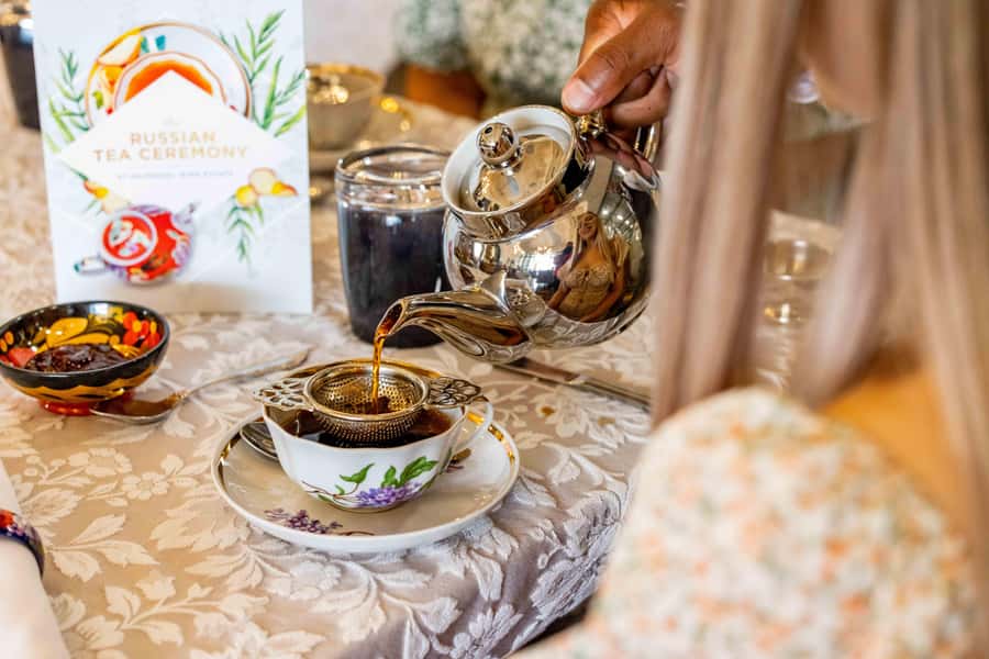Cape Town: Culinary Walking Tour with Food Tastings - Rooibos, rusks, and the taste of local plants