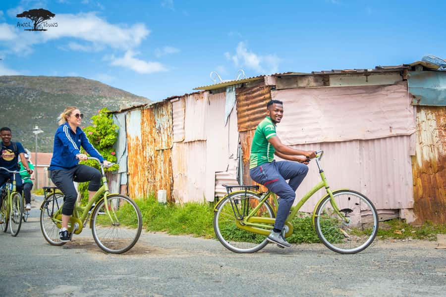 Cape Town: Cultural Cycling Tour - Lunch with African flavors and local hospitality
