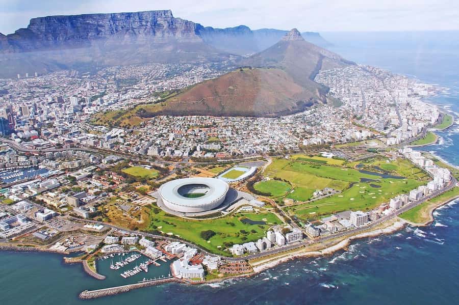 Cape Town: Full-Day Cape Peninsula Tour & Penguin Beach - Bo-Kaap and Signal Hill set the context