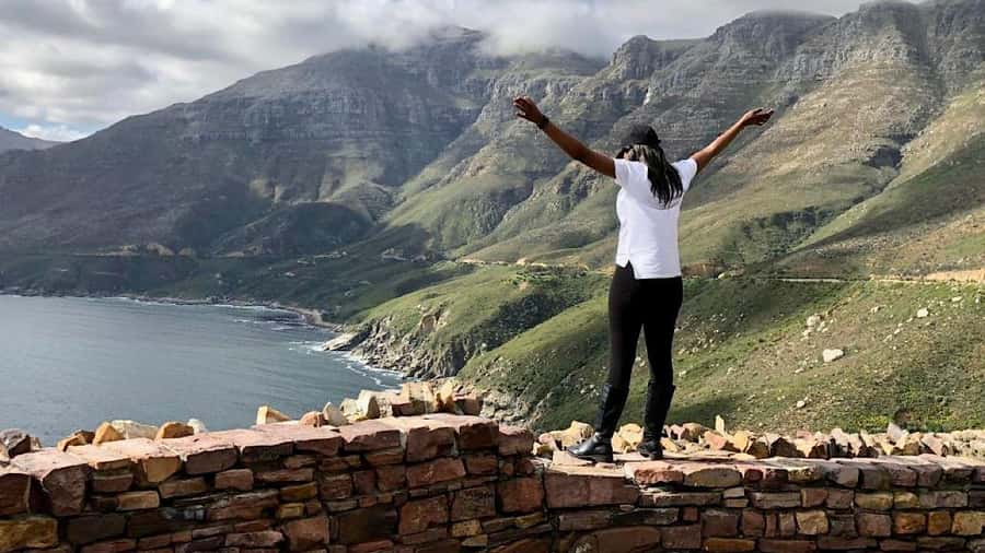 Cape Town: Full-Day Kirstenbosch, Bo-Kaap, and Penguins Tour - Cape Town’s center, Bo-Kaap, and the story behind the streets