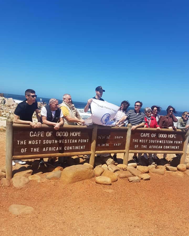 Cape Town: Full-Day Private Peninsula Tour - From Bantry Bay to Camps Bay