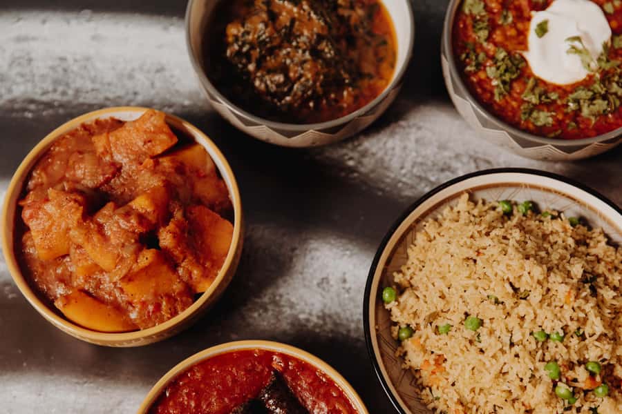 Cape Town: Gold Restaurant Spice Experience with Wine - The 18h30 djembe session sets the rhythm