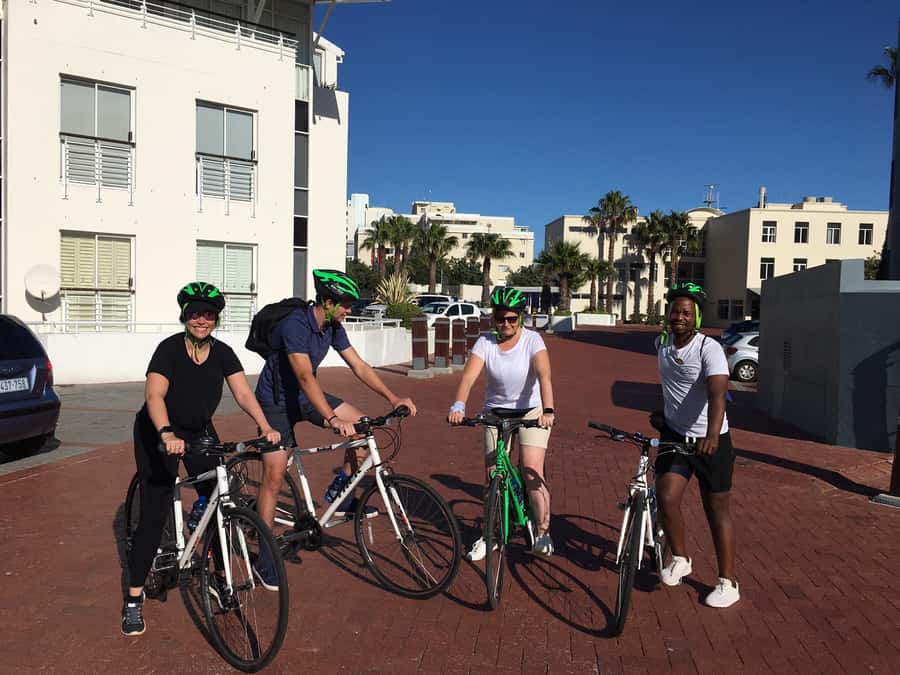 Cape Town Guided City Cycling Heritage Tour - Private Tour - Starting at the V&A Waterfront