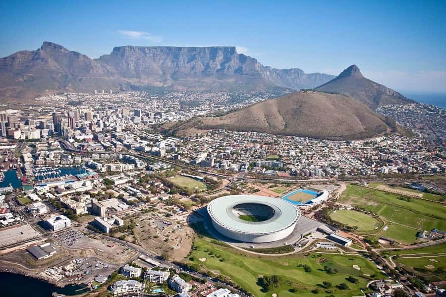 Cape Town: Guided Half-Day City Tour with Table Mountain - Why this half-day tour works for a first visit