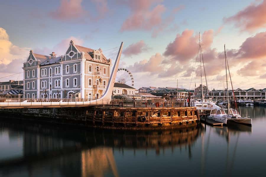 Cape Town: Guided Half-Day City Tour with Table Mountain - Company’s Garden and Cape Town’s civic center