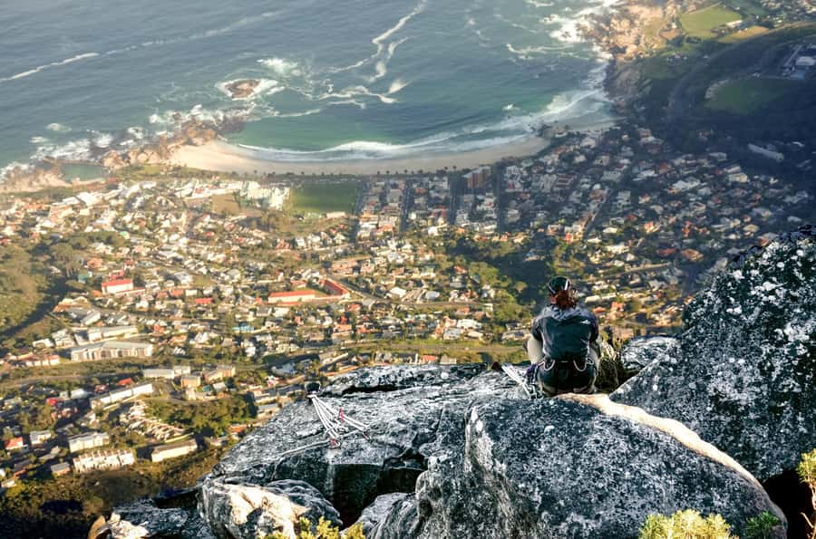Cape Town: Half Day Table Mountain and Cape Town City Tour - Who should book this tour?