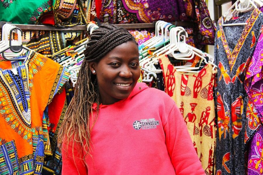 Cape Town: Half Day Township Small Group Tour with BBQ Lunch - Gugasthebe and the start of the walking tour