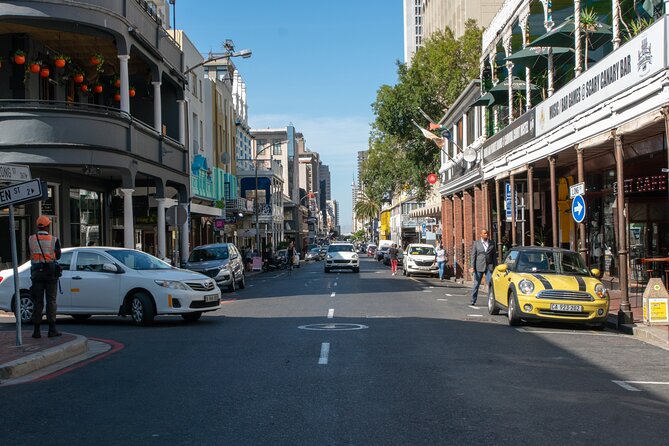 Cape Town Half Day Walking City Tour and African Food Experience - Finishing with Zimbabwean and Nigerian food