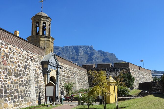 Cape Town Half Day Walking City Tour and African Food Experience - Who should book this walking experience?