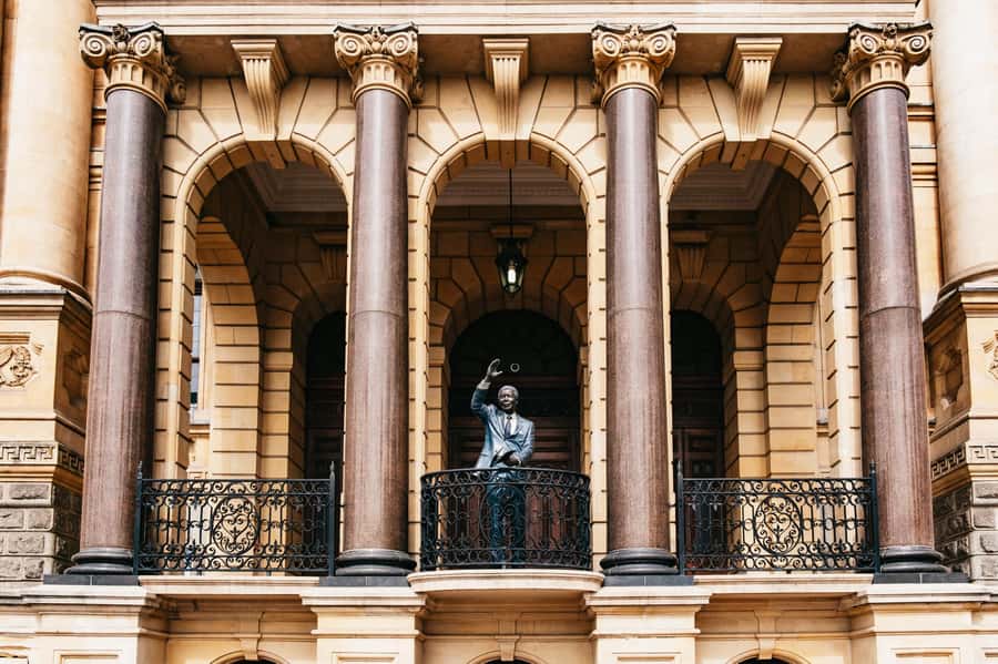 Cape Town: Half-Day Walking City Tour and African Lunch - Company’s Garden, the Slave Lodge, and St. George’s Mall