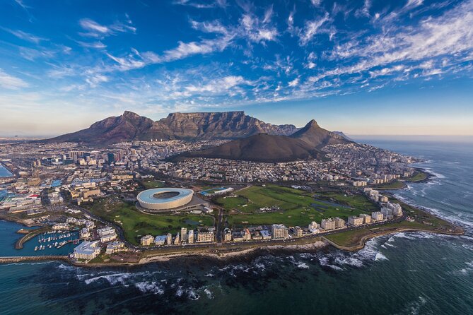Cape Town Helicopter Tour: Atlantic Coast - Cape Town Stadium and the City Bowl from above