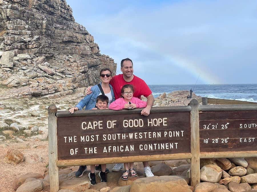 Cape Town: Penguins & Cape of Good Hope Day Tour with Pickup - Hout Bay and the Duiker Island seals