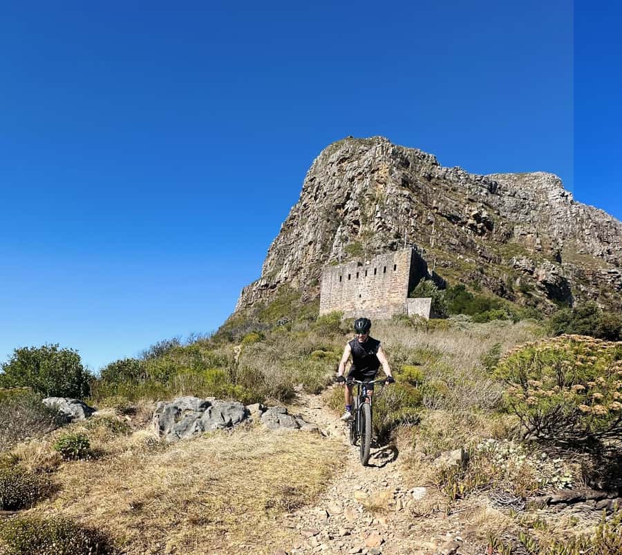 Cape Town: Peninsula Private Mountain Bike Tour with Ex-Pro - Hills, pumps, jumps, and the choice to take it easy