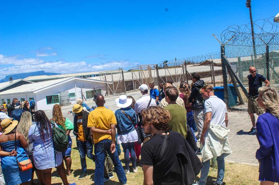 Cape Town: Robben Island ferry ticket plus Guided Tour - Seven useful questions before you book