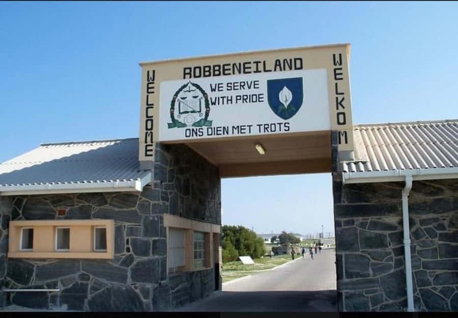 Cape Town: Robben Island Half-Day Tour with Entry Tickets - Key points to know before booking