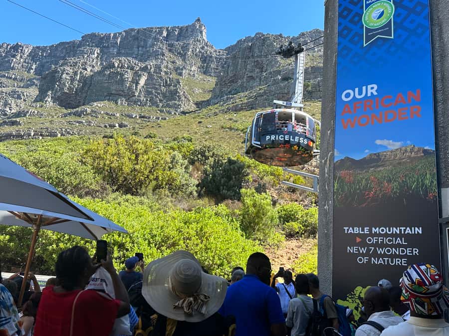 Cape Town: Robben Island & Table Mountain w/Hotel Transfer - The morning start and hotel pickup