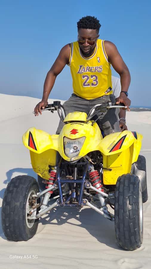 Cape Town: Sand Dunes 4x4 Sandboarding Tour - Riding into the Atlantis Dunes