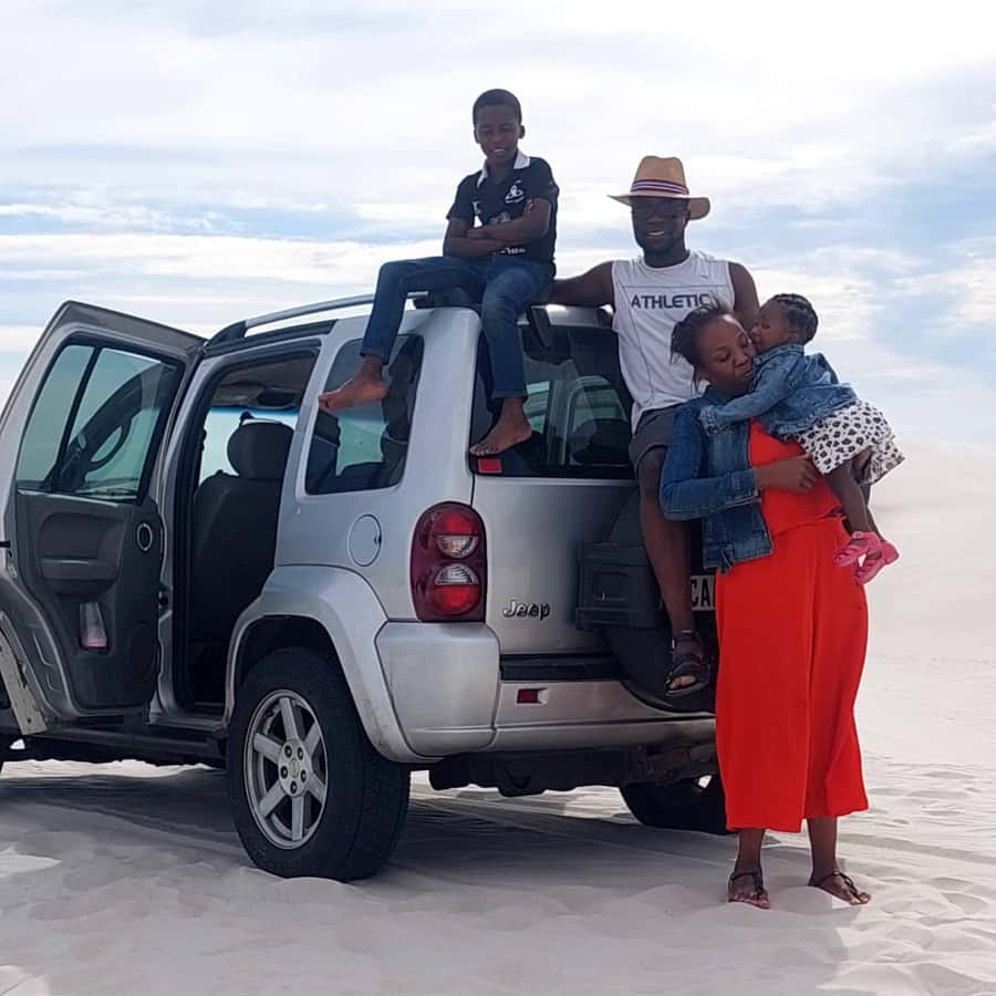 Cape Town: Sand Dunes 4x4 Sandboarding Tour - Returning from the dune run