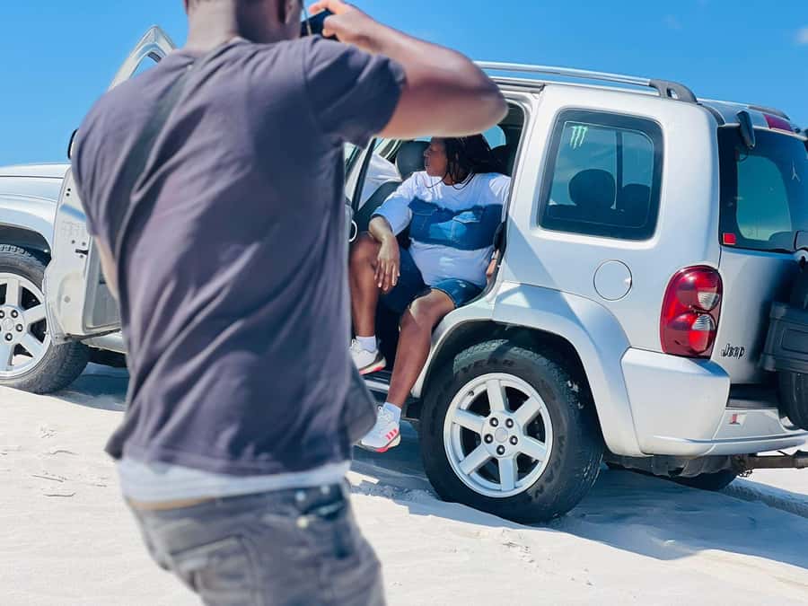 Cape Town: Sand Dunes 4x4 Sandboarding Tour - Sun, sand, and what to pack