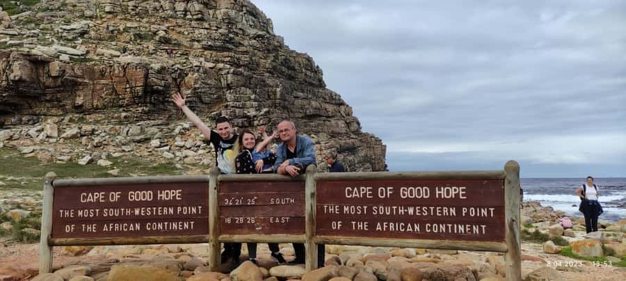 Cape Town: Seal Island, Cape of Good Hope& Penguins Private - From Sea Point to Camps Bay’s photo stop