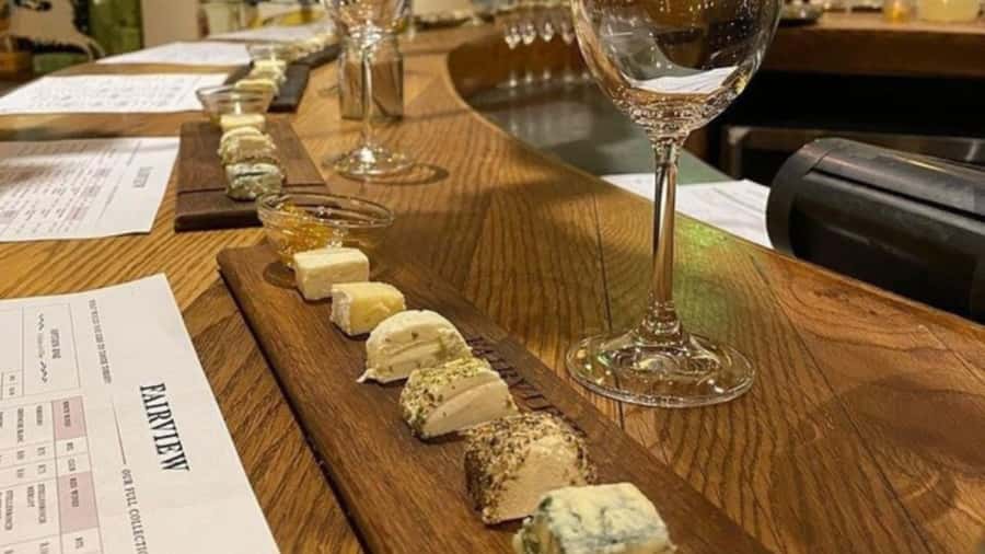 Cape Town: Stellenbosch, Franschhoek and Paarl Wine Day Trip - Starting in Paarl with cheese and wine