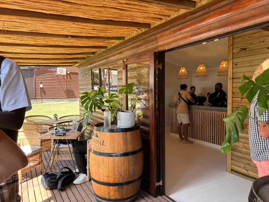 Cape Town: Stellenbosch Hop-On Hop-Off Tractor Transfer - Lunch, tasting costs, and the real value of $24