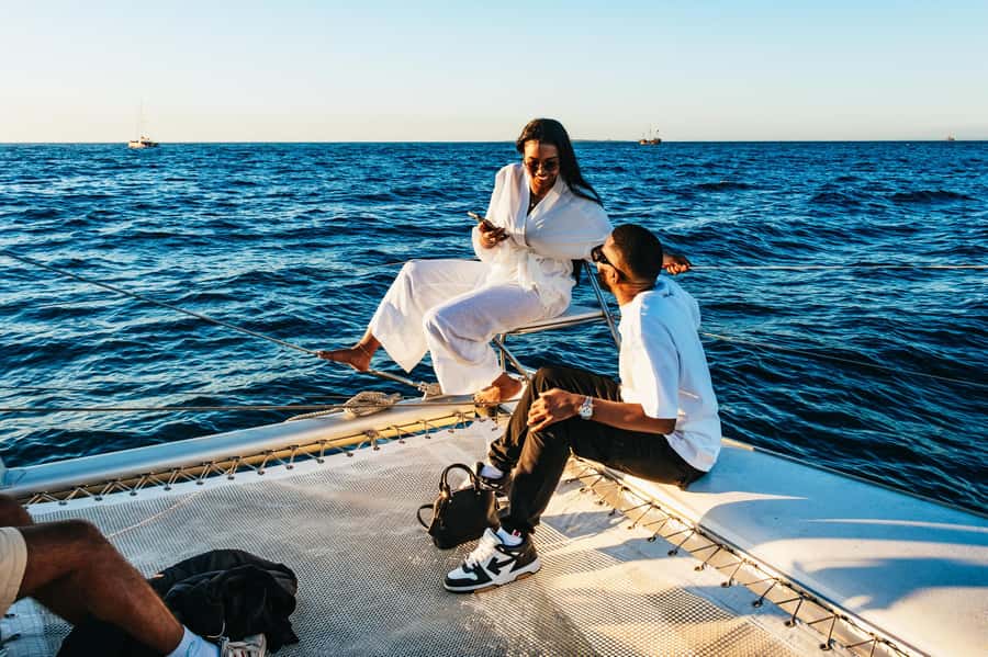 Cape Town: Sunset Catamaran Cruise on Table Bay with Bubbles - Practical tips for a better evening